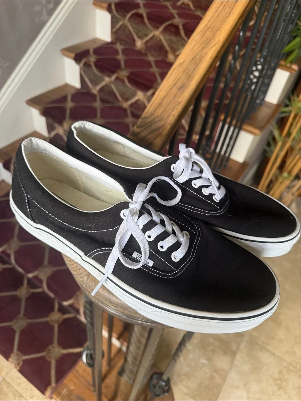 VANS ERA skate shoe men’s size 12 excellent condition super clean